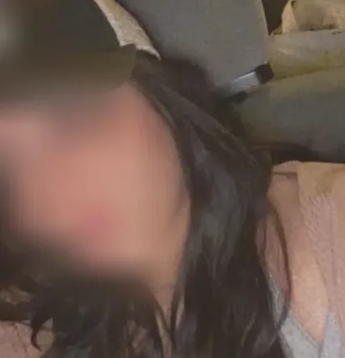 Ida, 23