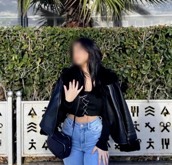 Maria, 19