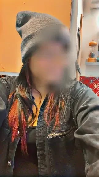 Mariam, 32