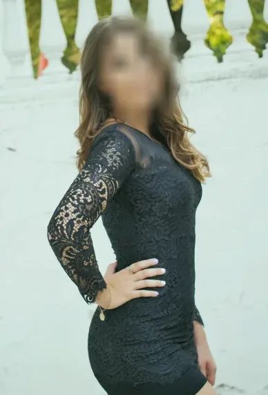 Merve, 28